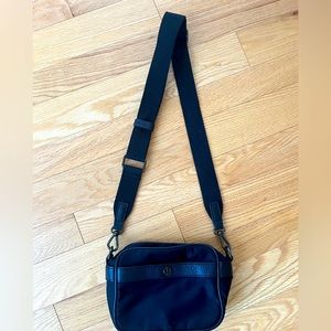 Lulu Lemon cross-body
